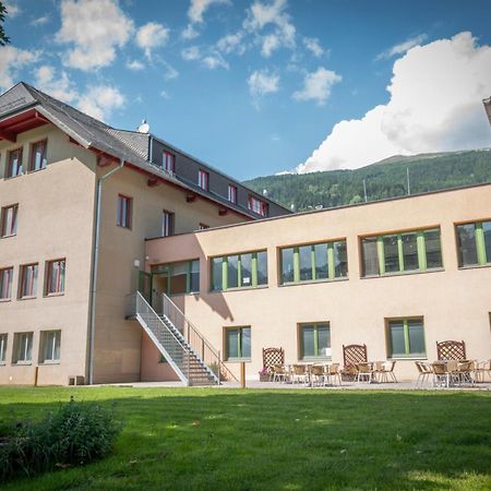 JUFA Hotel Lungau Sankt Michael im Lungau Bagian luar foto