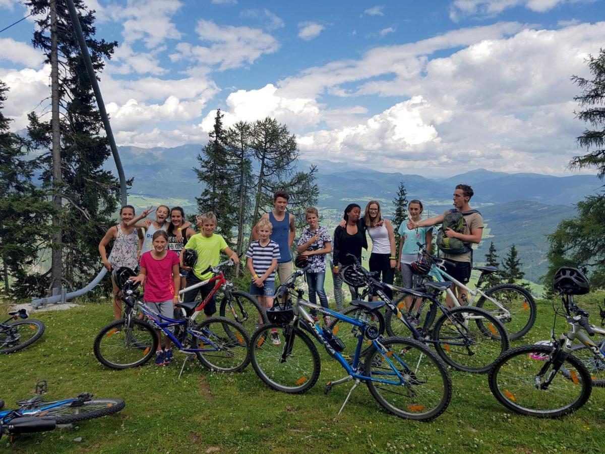 JUFA Hotel Lungau Sankt Michael im Lungau Bagian luar foto
