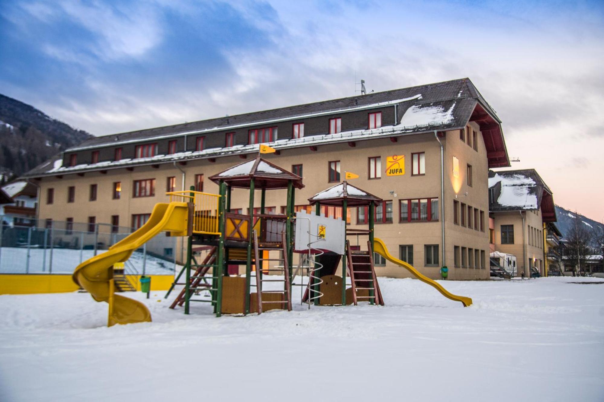 JUFA Hotel Lungau Sankt Michael im Lungau Bagian luar foto