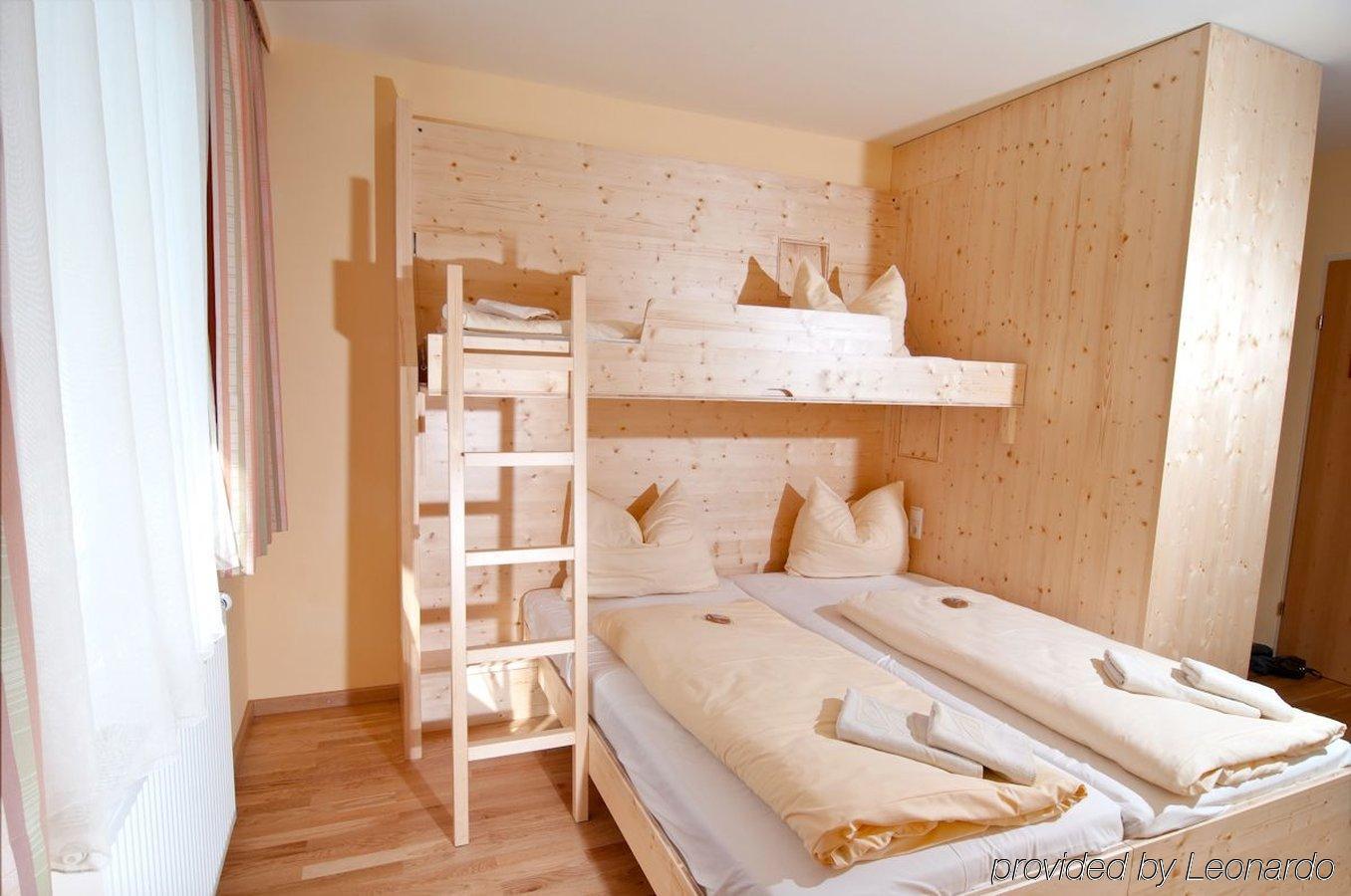JUFA Hotel Lungau Sankt Michael im Lungau Ruang foto