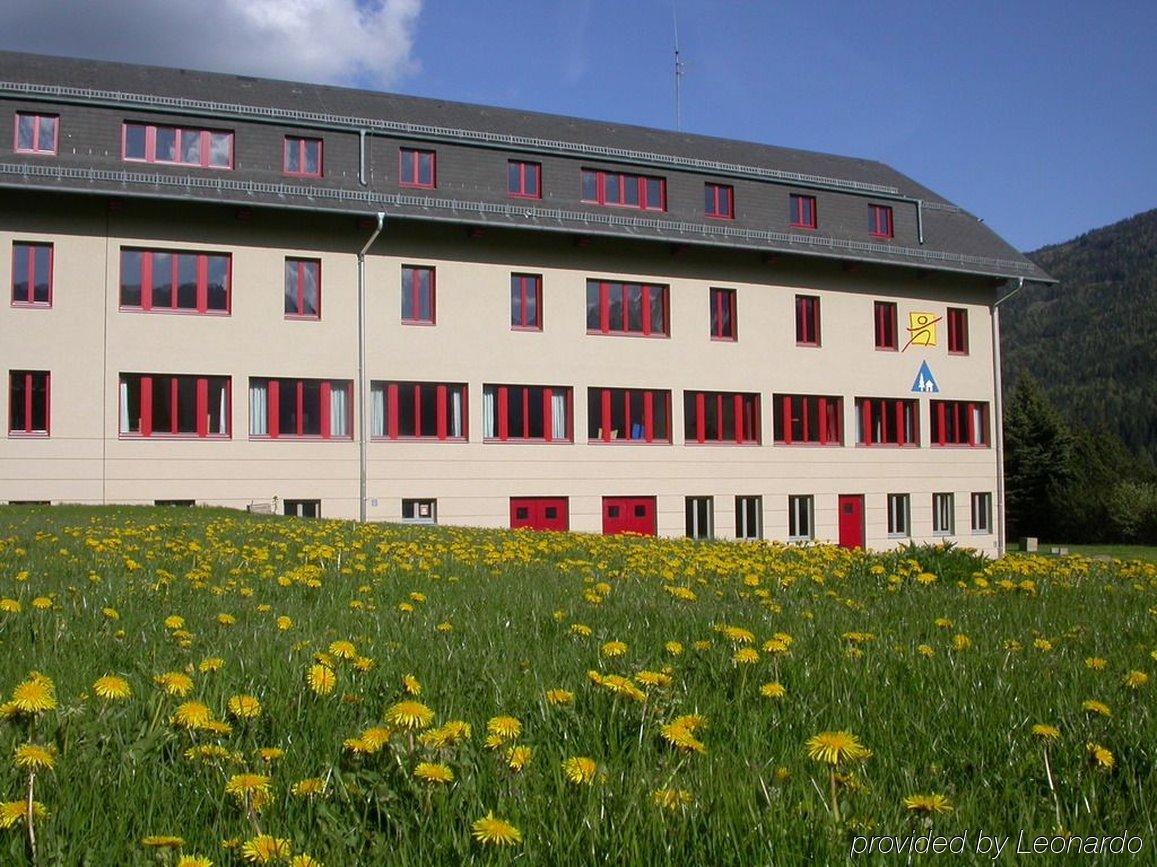 JUFA Hotel Lungau Sankt Michael im Lungau Bagian luar foto