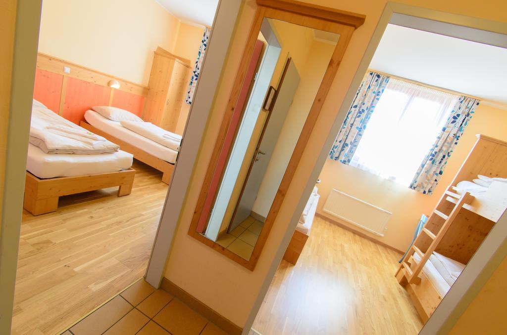 JUFA Hotel Lungau Sankt Michael im Lungau Bagian luar foto