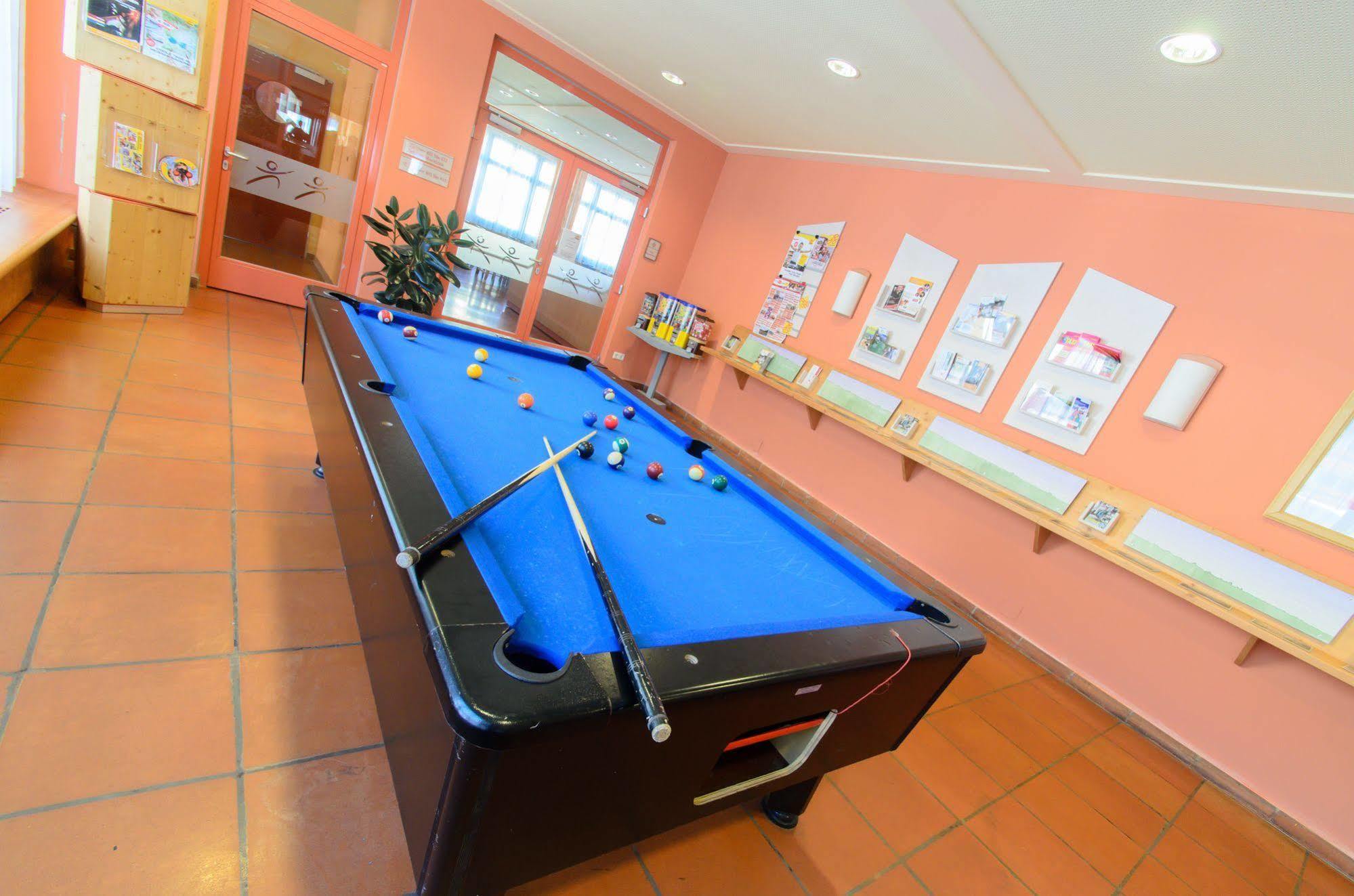JUFA Hotel Lungau Sankt Michael im Lungau Bagian luar foto
