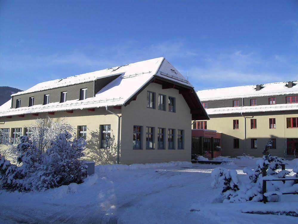 JUFA Hotel Lungau Sankt Michael im Lungau Bagian luar foto